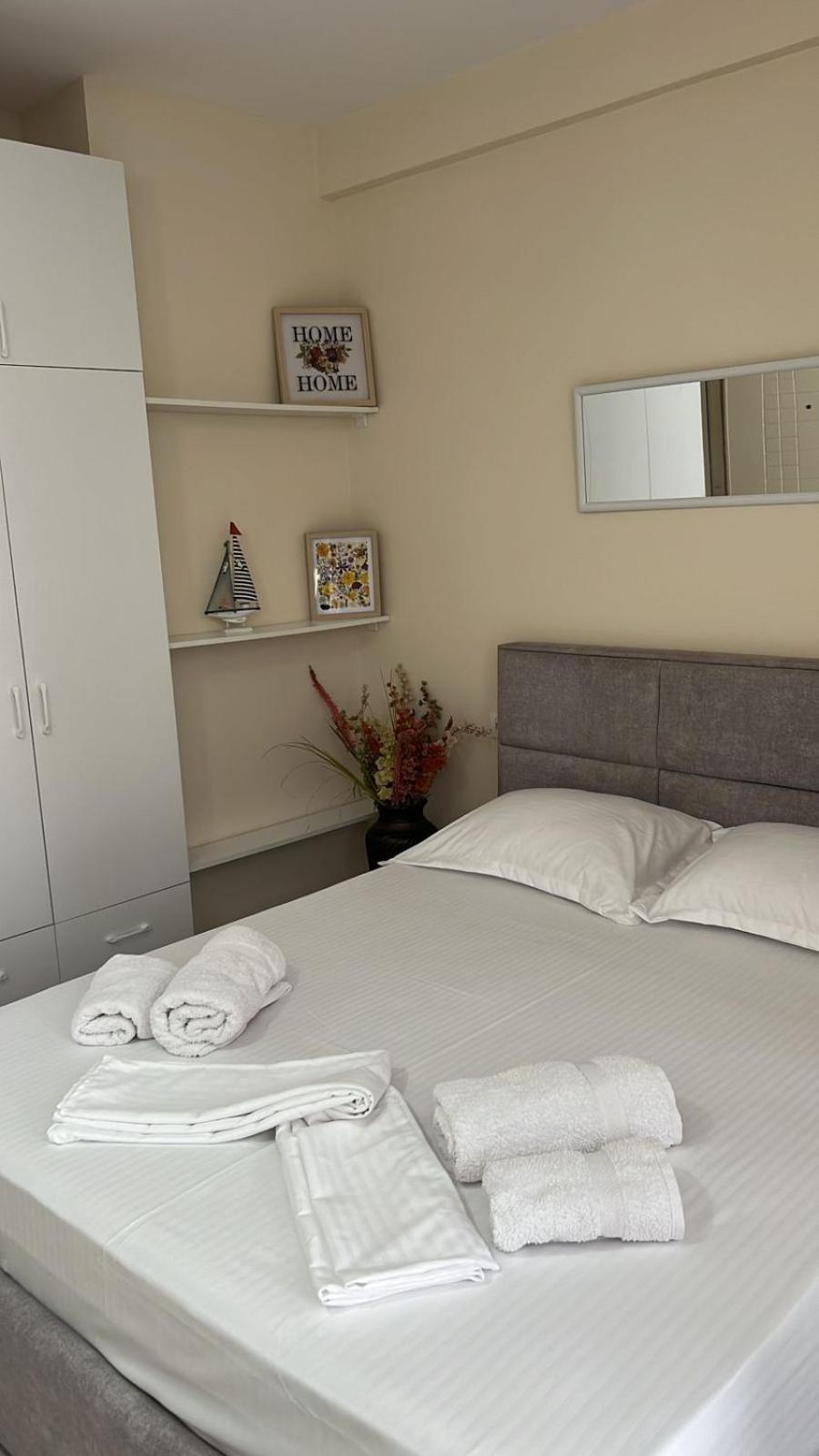 Urban Retreat Apartments Tirana Exterior photo