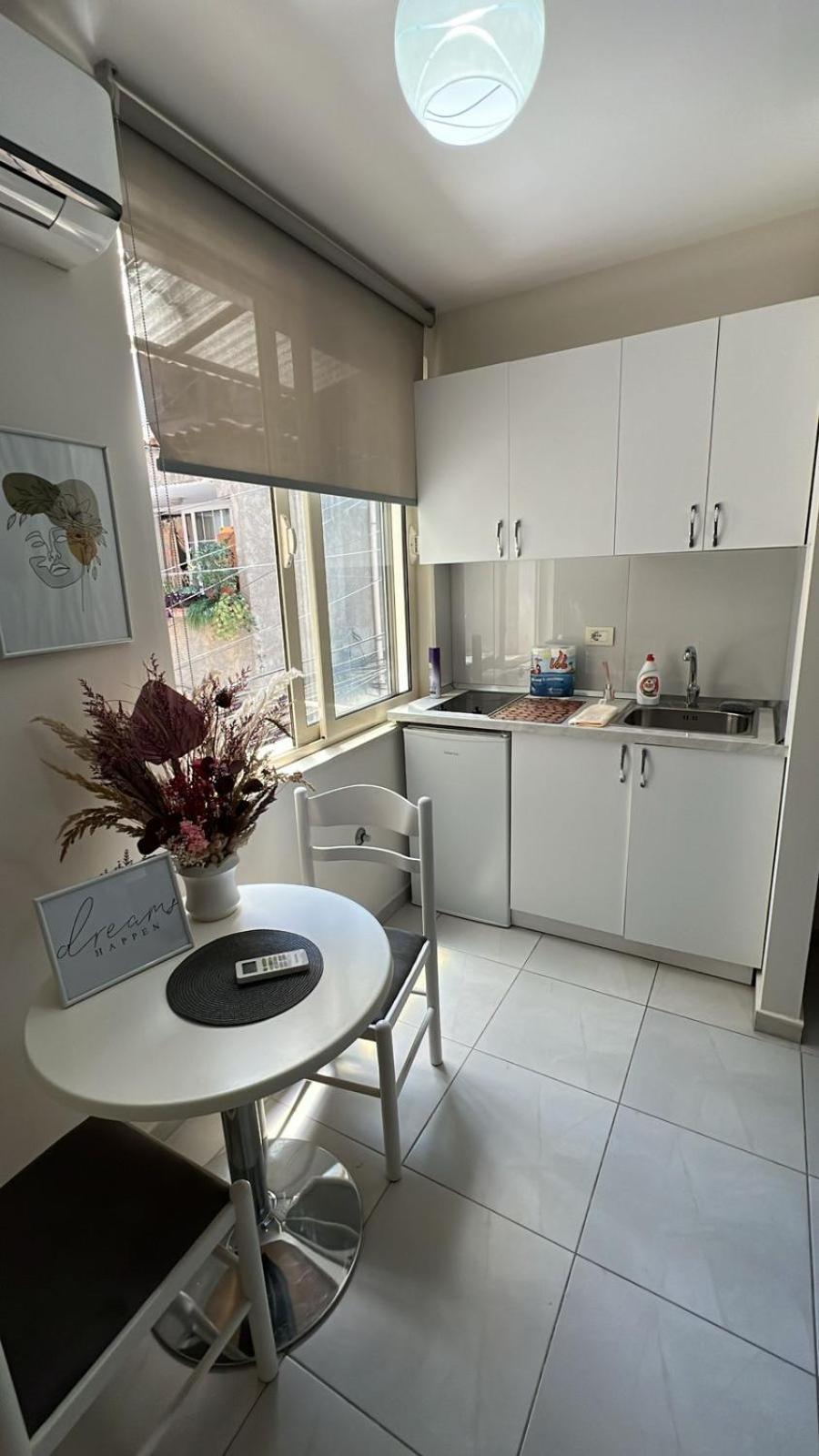 Urban Retreat Apartments Tirana Exterior photo
